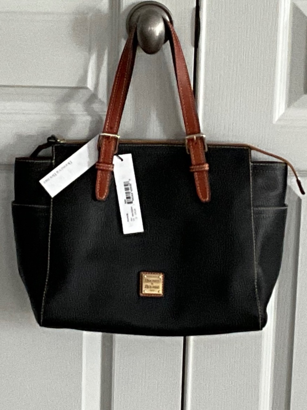 DOONEY & BOURKE BNWT BEAUTIFUL LEATHER SATCHEL 💗